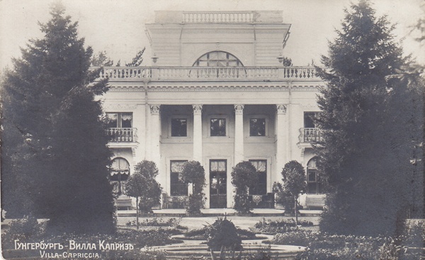 Hungerburg. Villa Capriccio