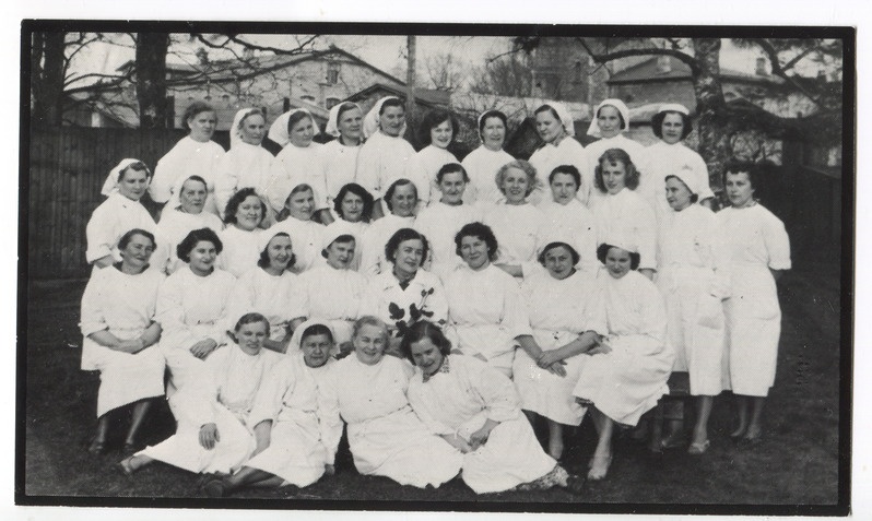 Tallinna Riikliku Psühhoneuroloogiahaigla vanemõe Asta Kõrmase pensionile saatmine