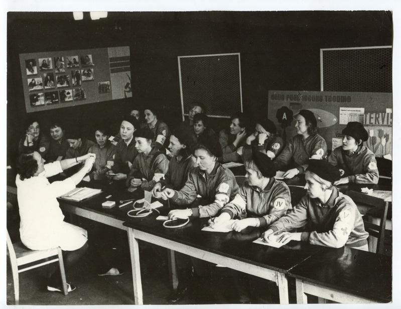 Sanitaarsalga õppused tehases Kunstsarv