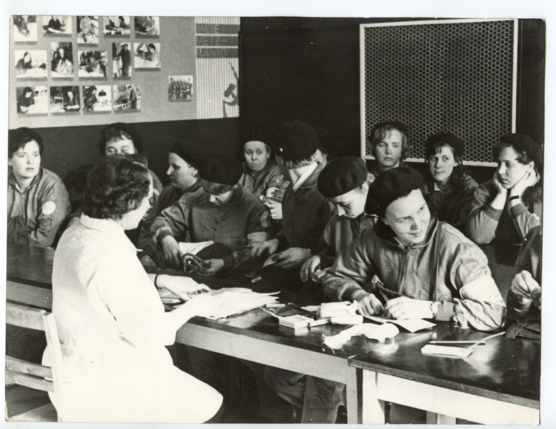 Sanitaarsalga õppused tehases Kunstsarv