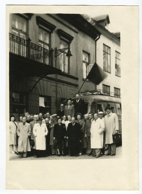 Naha- ja suguhaiguste arstid grupifotol