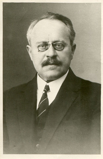 Professor Ludvig Puusepp