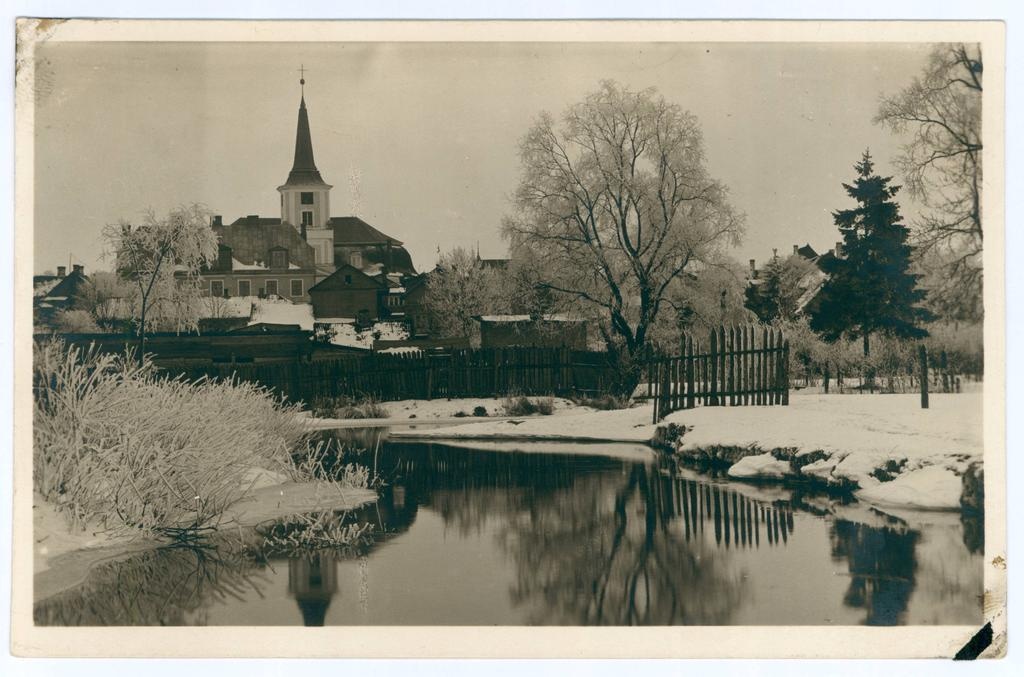 Valga. Vaade Ramsi sillalt kirikule