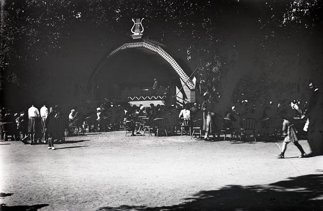 Kõlakoda Kuressaare Lossipargis