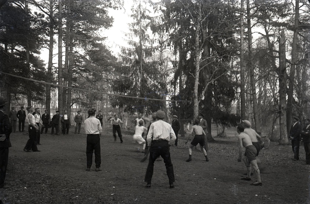 Võrkpallimäng Saaremaal