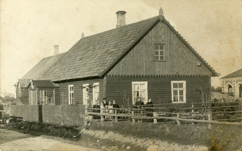 Pagar Falkneri maja Muhus Piiri külas