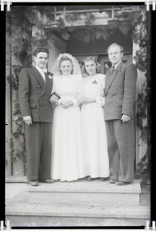 Ljuba ja Alfred Keskküla pulmapilt (Ando Keskküla isa ja ema). 1946.a.
