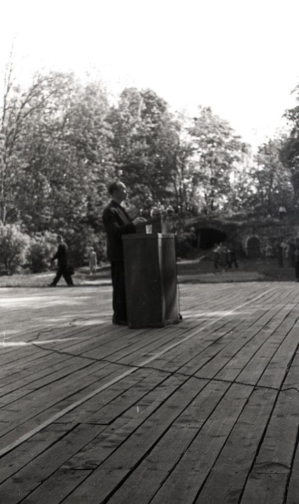 Ülesaaremaaline looduskaitse ja koduuurimise päev Lossihoovis: ettekandega esineb Jüri Ristkok