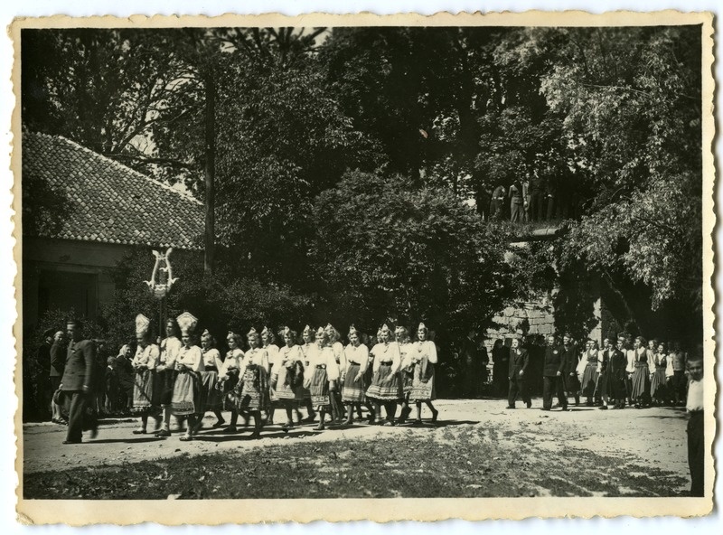 1948. aasta Saaremaa laulupeo rongkäik