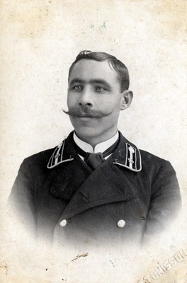 Aleksander Kaasik  - Kuressaare posti-telegraafi töötaja  duplicate photo
