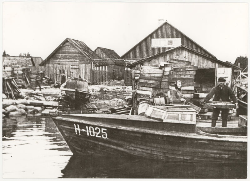 On the beach of the island of Prangli