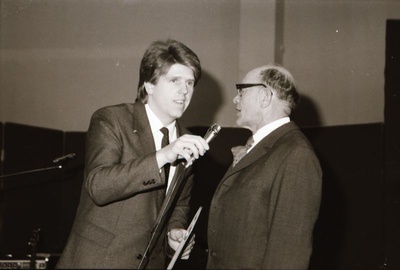 Fotonegatiiv. Taebla kooli 140.aastapäeva tähistamine 29.aprillil 1988.a. Mati Tereping. 
Foto: Elmar Ambos.  similar photo