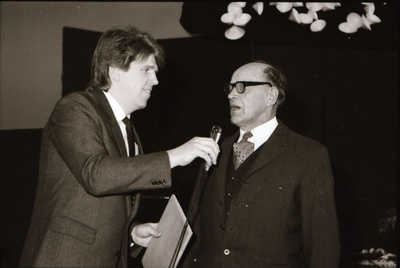 Fotonegatiiv. Taebla kooli 140.aastapäeva tähistamine 29.aprillil 1988.a.  
Foto: Elmar Ambos.  similar photo