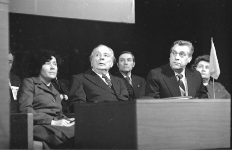 Negatiiv. Teaduslik konverents "Haapsalu 700" kultuurimajas, mai 1979. Presiidium. Foto: A. Tarmula.