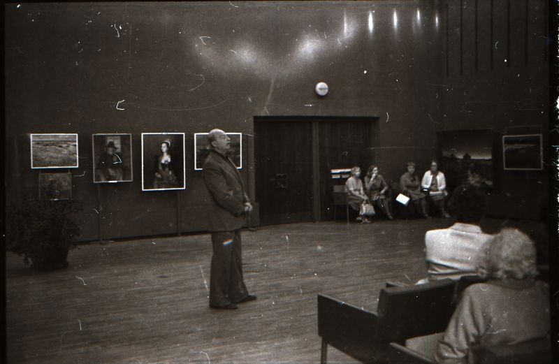 Negatiiv. Kunstipäevad, 1979.a. Loeng kunstisaalis.
