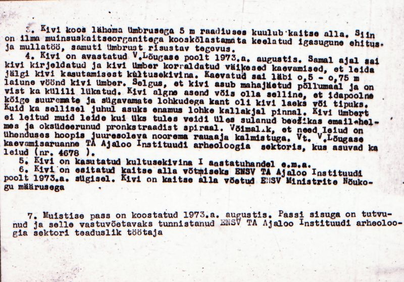Negatiiv. Kaseküla väikeste lohkudega kultusekivi.
Ü.p. 1976.