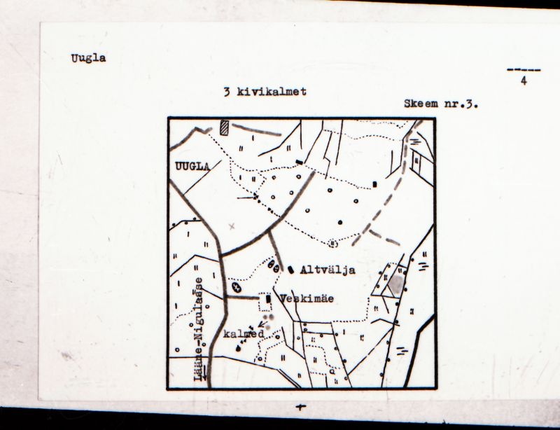 Negatiiv. Uugla. 3 kivikalmet.
Ü.p. 1976.