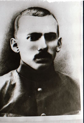 Negatiiv. 1917. a sündmusi Haapsalus ja selle ümbruses kajastav materjal. Ümberpildistus trükisest. Ümberpildistas Mihail Naumov, 1987.  duplicate photo