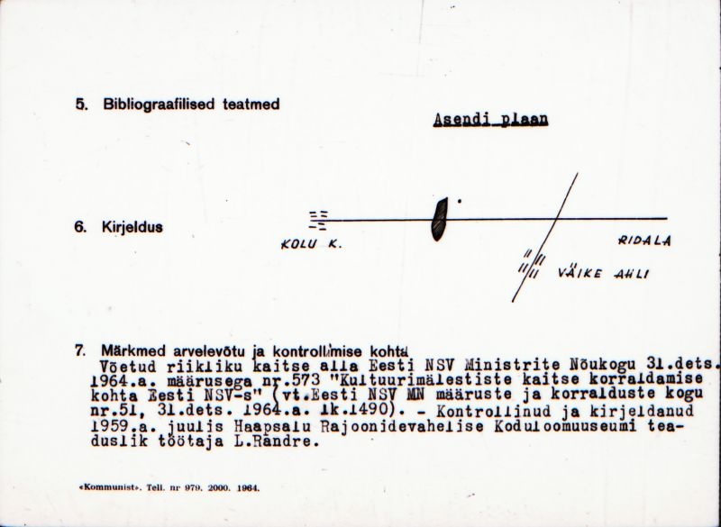 Negatiiv.  Ahli külanõukogu. Väike-Ahli küla. Kivikalme "Vahtramägi".
Ü.p.1976.