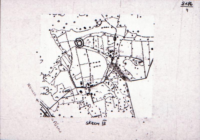 Negatiiv.  Linnuse. Asula.
Ü.p. 1976.