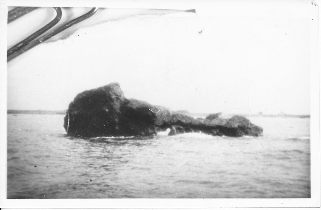 Big stones on the south coast of Osmussaare