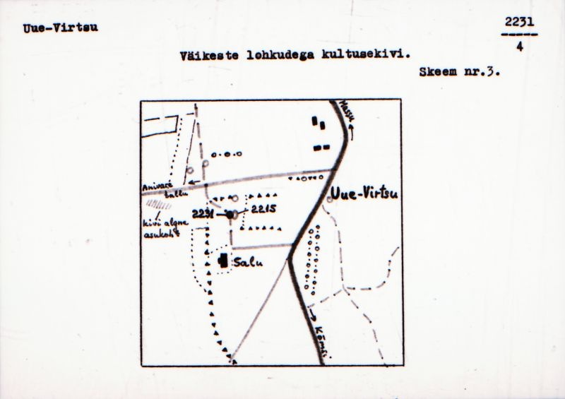 Negatiiv. Uue-Virtsu väikeste lohkudega kultusekivi.
Ü.p. 1976.