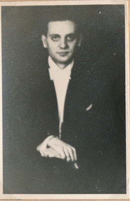 Foto. Haapsalu Meestelaulu Ühingu Meeskoor 1942-1943. Dirigent Paul Mutt  duplicate photo