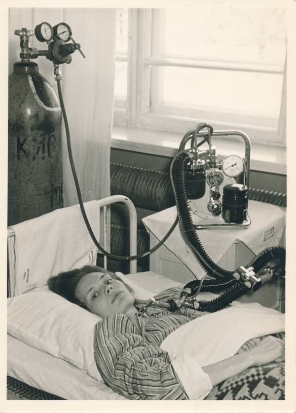 Vabariiklik Tartu Kliiniline Haigla, neuroloogia osakond, elektroaerosoolide kasutamine. 1960