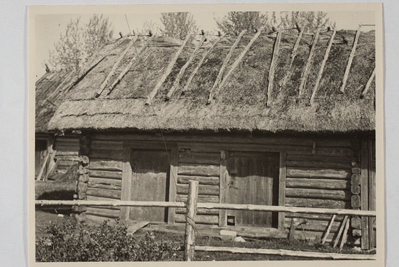 Ait ("spigar"), eh. Probably in the 1890s - clothes and food. Noarootsi khk, Riguldi v, Busspea k, Jaagase t
