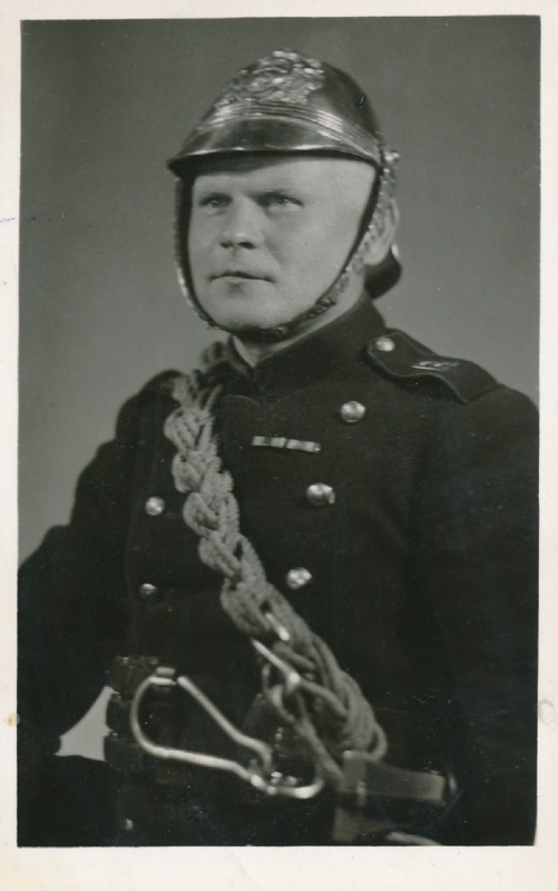 Tartu vabatahtlik tuletõrjeühingu liige Karl Zeiger. Tartu, 1930-1940.