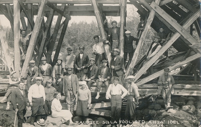 Raudteesilla ehitamine Ahja jõel. Töölised. Ahja, 10.09.1930.