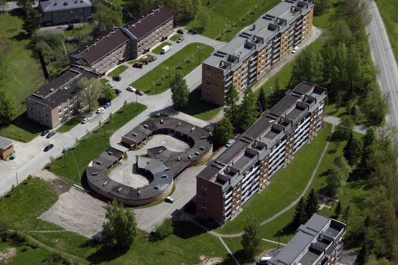 Aerofoto. Veeriku linnaosa korruselamud. Tartu, 2005.