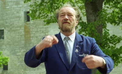 Fotonegatiiv. XIX meestelaulupäev  Kuressaares
 6. juunil 1998.a. Dirigent Aadu Kukk.  similar photo