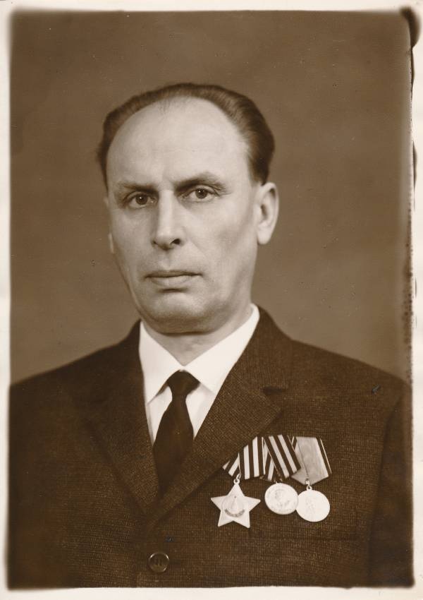 146 laskurdiviisi luurekomandör Nikiforov.