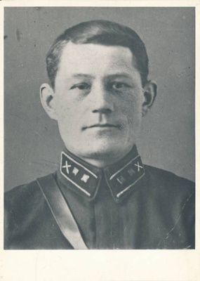 146 laskurdiviisi võitleja.  duplicate photo