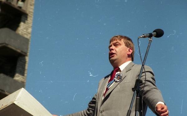 Fotonegatiiv. XXII üldlaulupidu Tallinnas 2. ja 3. juulil 1994.a. Ants Soots dirigeerimas.