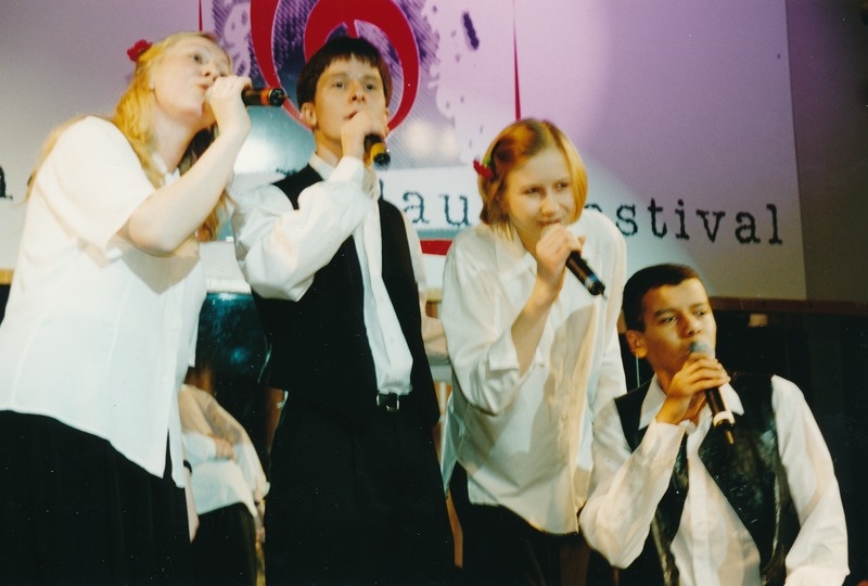 Raimond Valgre laulufestival. Tartu, 2000.