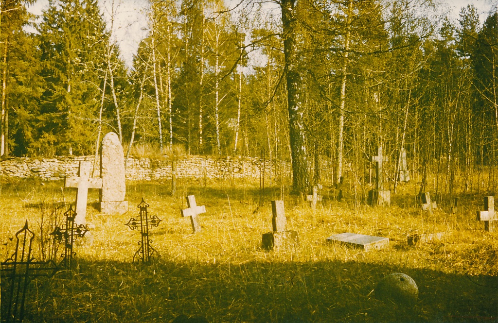 Rooslepa cemetery in 1981.