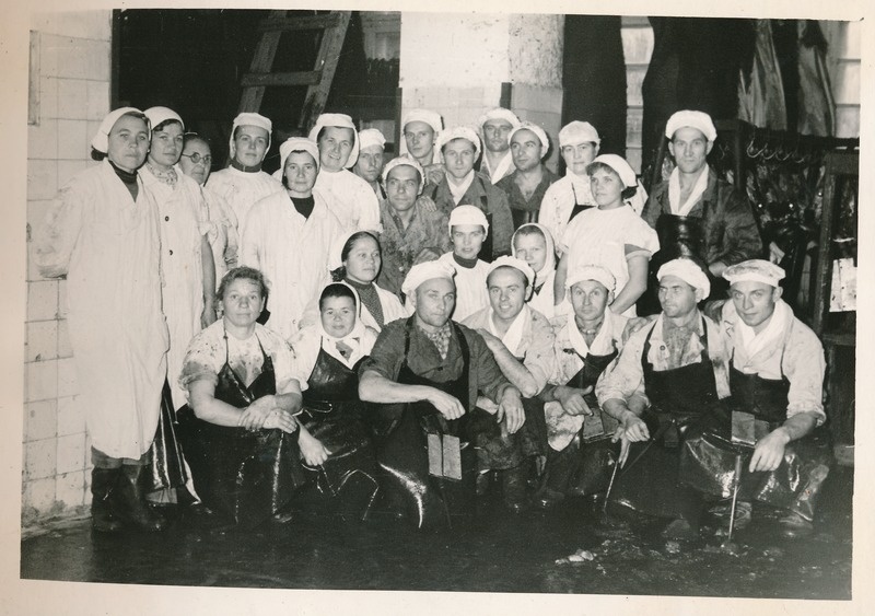 Tartu Lihakombinaat, suurloomade lihakehade ümbertöötlemise kommunistlik brigaad. 1960