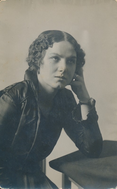Näitleja Liina Reiman. Tallinn, 1917.