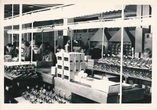 Tartu Aparaaditehas. Taksomeetrite monteerimine. 1967