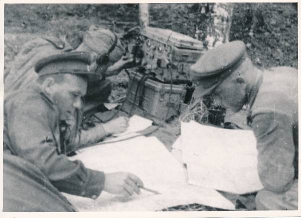 53. kaardiväe laskurpolgu komandör I. Burlakin ja diviisi staabiülem A. Sorokin, Tartu vallutamislahingutes (1944) osalenud.
