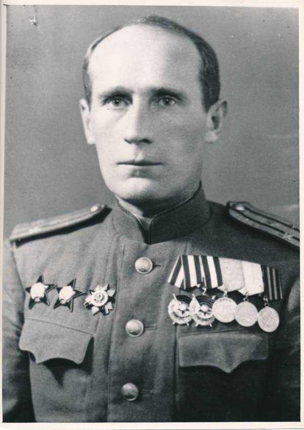 Portree. 118. laskurkorpuse poliitilise osakonna ülem P. Gluhhov, Tartu vallutamislahingutes (1944) osalenu. 1944