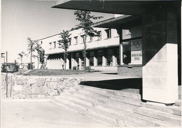 ETKVL-i Tartu Tarbijate Kooperatiivi Tartu kaubamaja ja restoran "Tarvas". 1967