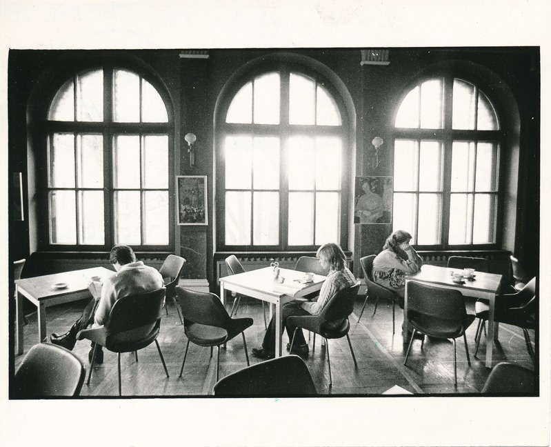 Tartu Ülikool. Ülikooli kohviku interjöör. 1984.a.