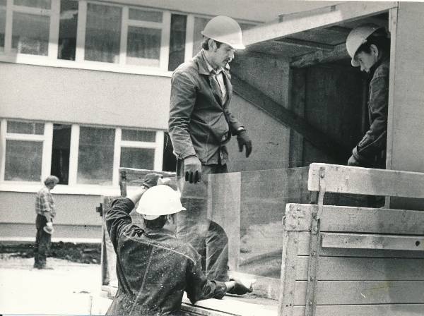 Tartu 44. kutsekeskkool. Tartu Piimatoodete Kombinaadi kutsekeskkooli ehitus, Kopli tn 1. 22.08.1984.a.