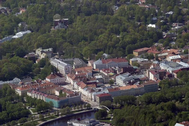 Aerofoto. Vanalinn. Tartu, 2005.