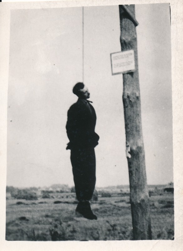 Hukkunud nõukogude aktivist Lembit Tummi, poodi üles Saksa okupatsiooni ajal. Tartu, 1941.