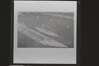 Rootsi sõjalaev Sverige seoses kuningas Gustav V visiidiga Tallinnas  duplicate photo
