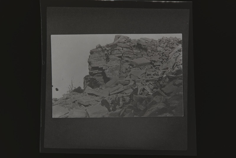 Lõhatud laskemoonakelder Mustamäel